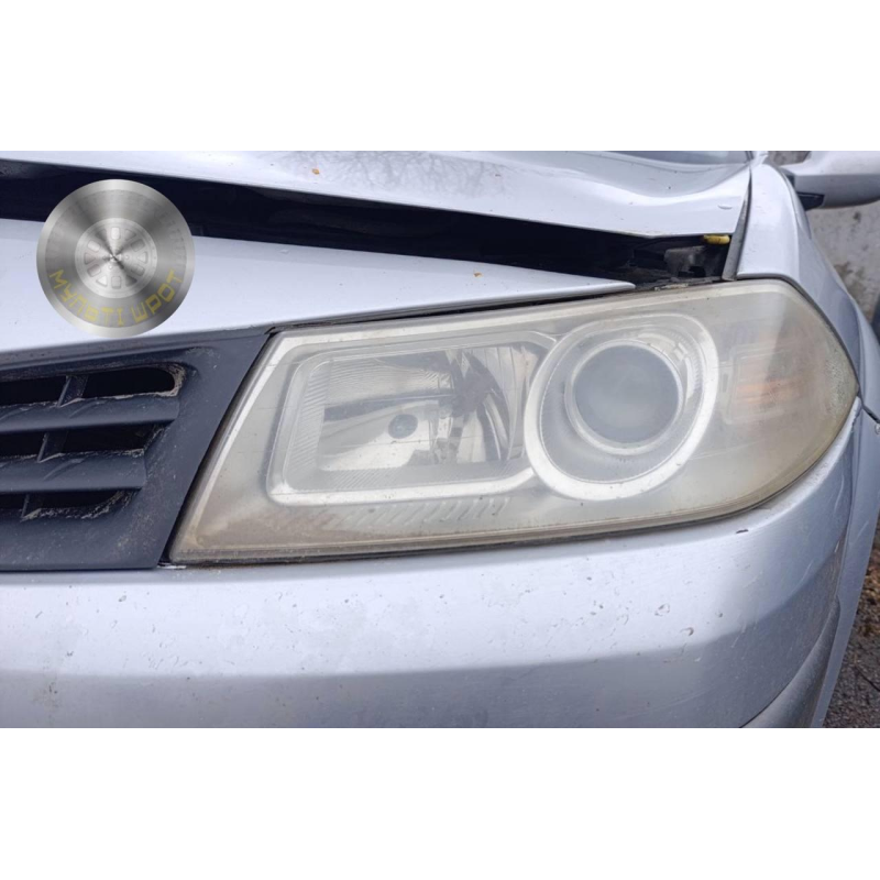 Фара ліва Renault Megane 2002 Фара ліва Renault Megane 2002